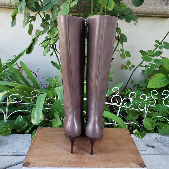 Gorgeous Linea Paolo Sleek Leather Boots - Picture 7 of 9